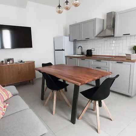 Luxi Apartment